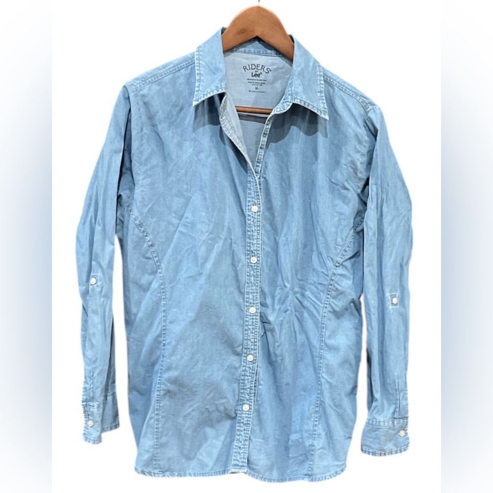 Vintage Riders by Lee Light Blue Button-Up V-Neck Women’s Shirt Size M